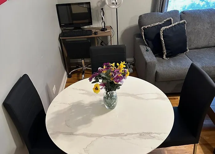 Entire In Heart Of Apartment