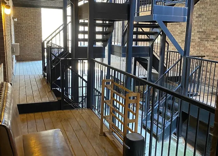 Apartment Entire In Heart Of Chicago